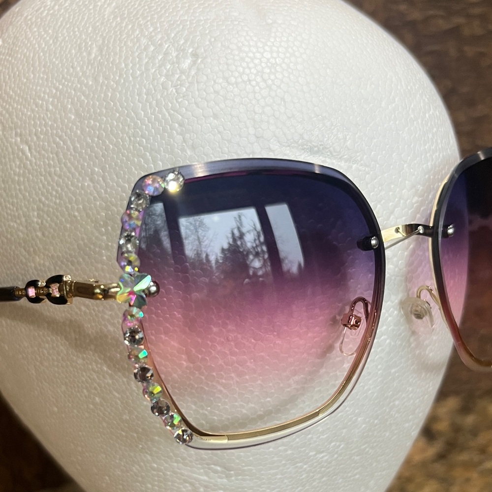 Chic Gradient Sunglasses With Crystal Details Jl … - image 2